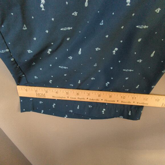 Travis Mathew Shorts Mens 38 Blue Print Lightweight Performance Golf - Picture 6 of 7